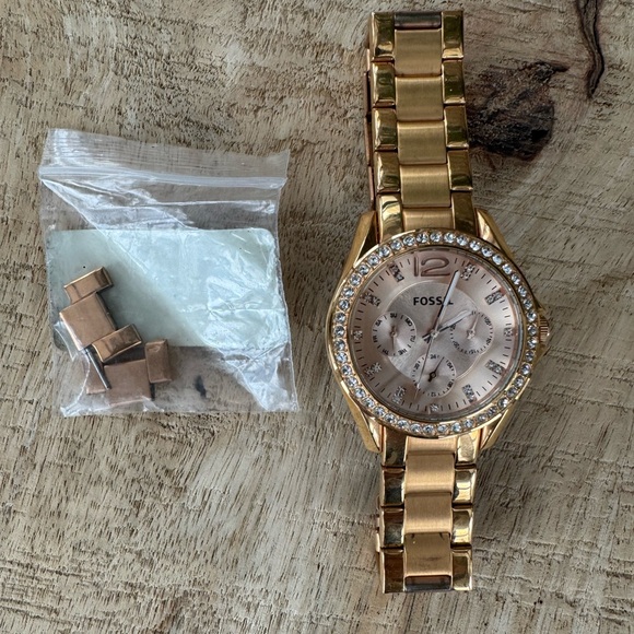 Fossil Riley Multifunctional Watch - Picture 1 of 2